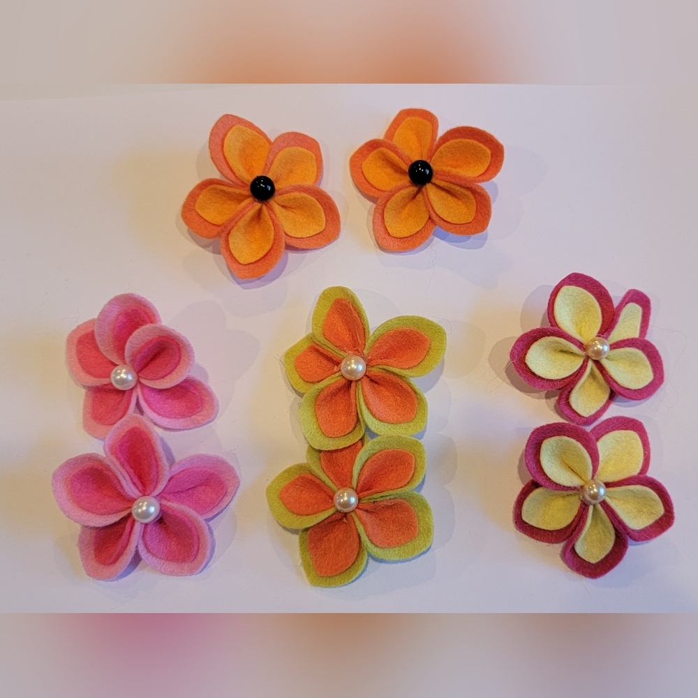 4 pairs Hairclips , handmade by us , alligatorsclips